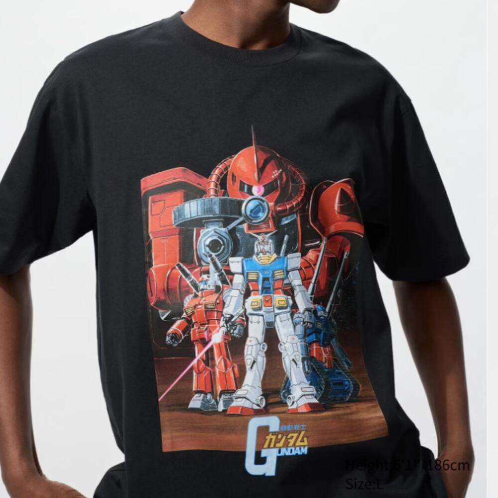 Uniqlo Mobile Suit GUNDAM 45th Anniversary UT Graphic T-Shirt in Black